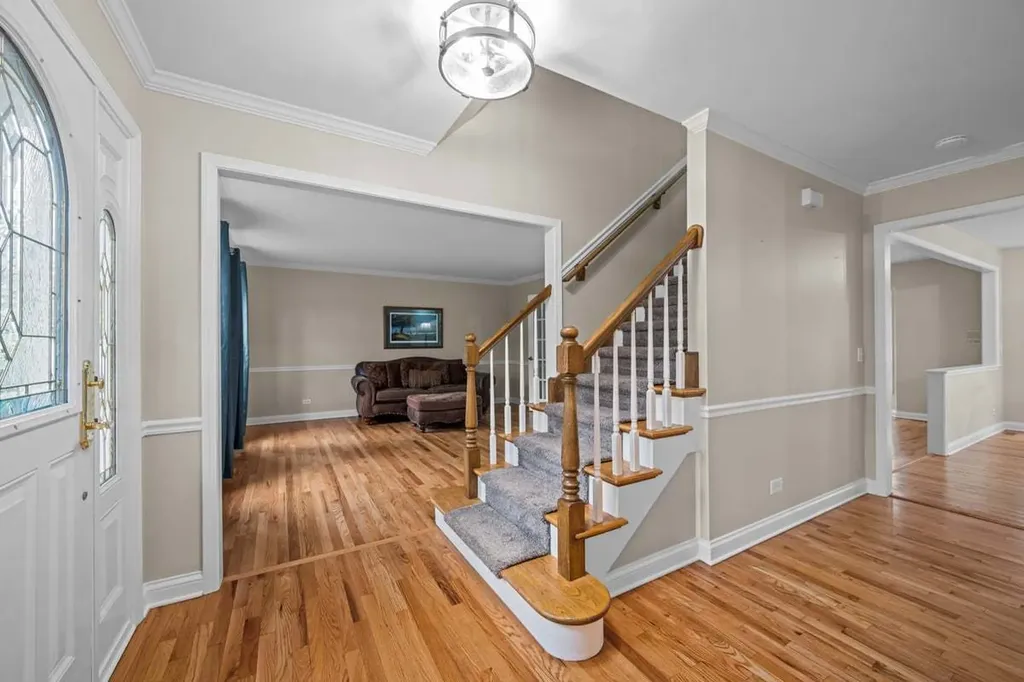 1002 Shimer Court Naperville IL 60565