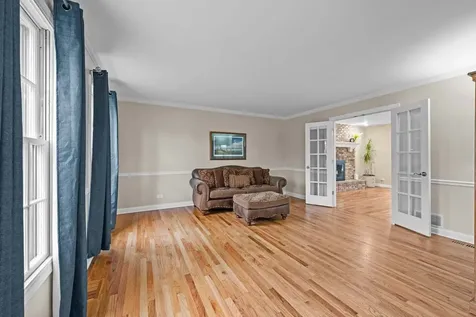 1002 Shimer Court Naperville IL 60565