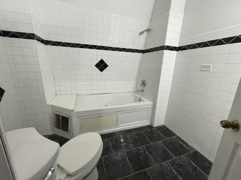 4913 West Jackson Boulevard Chicago IL 60644