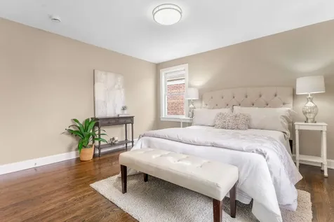 9332 South Bishop Street Chicago IL 60620
