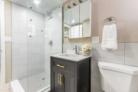 9332 South Bishop Street Chicago IL 60620