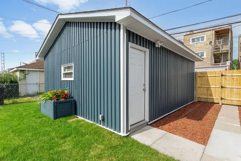 9332 South Bishop Street Chicago IL 60620