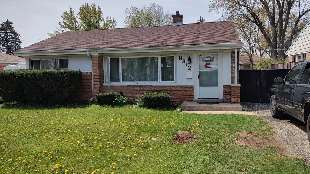 8312 North Milwaukee Avenue Niles IL 60714
