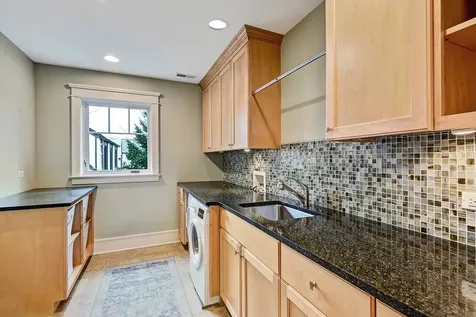 4739 Grand Avenue Western Springs IL 60558