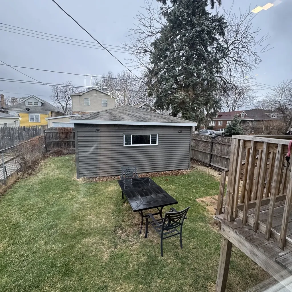 7804 South Paxton Avenue Chicago IL 60649