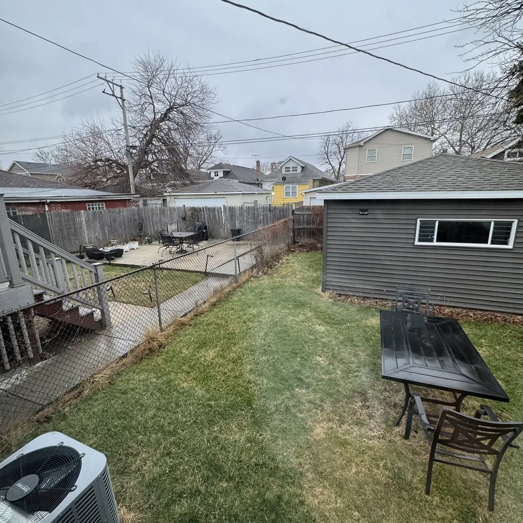 7804 South Paxton Avenue Chicago IL 60649