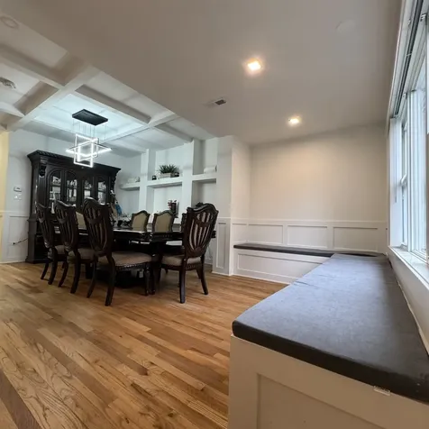 7804 South Paxton Avenue Chicago IL 60649
