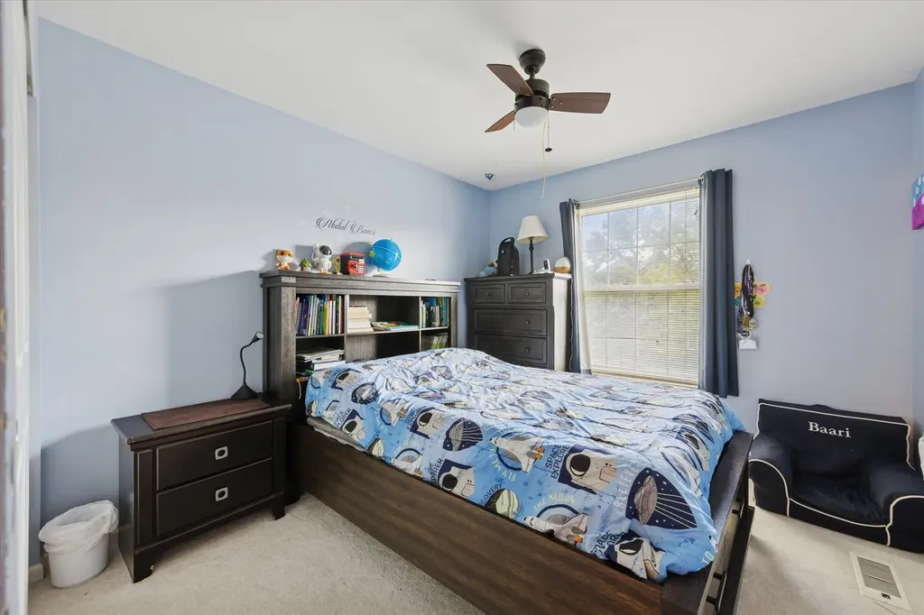 1618 Astor Avenue Oakbrook Terrace IL 60181
