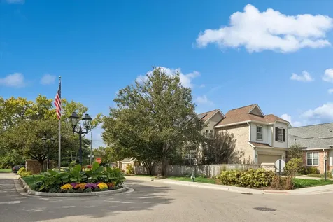 1618 Astor Avenue Oakbrook Terrace IL 60181