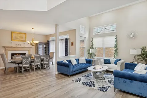 1618 Astor Avenue Oakbrook Terrace IL 60181
