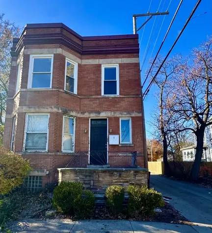 511 North Taylor Avenue Oak Park IL 60302