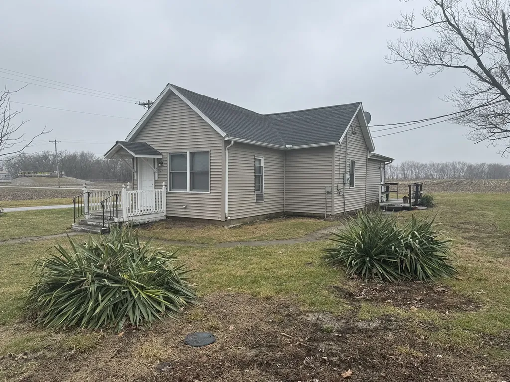 319 Missouri Street Atwood IL 61913