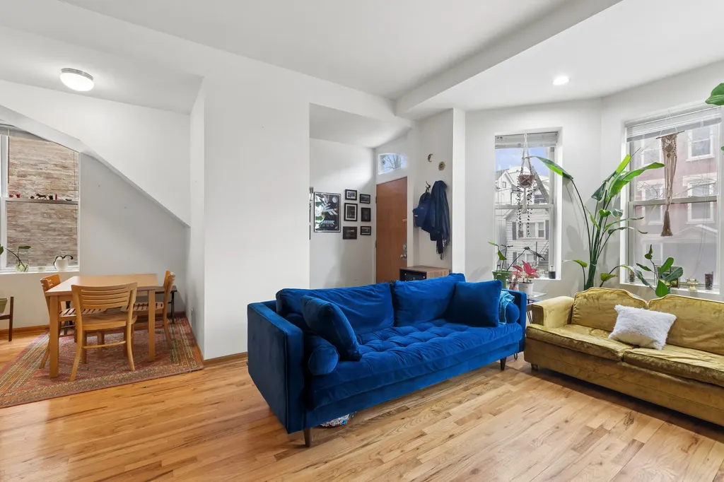 1236 North Marion Court Chicago IL 60622