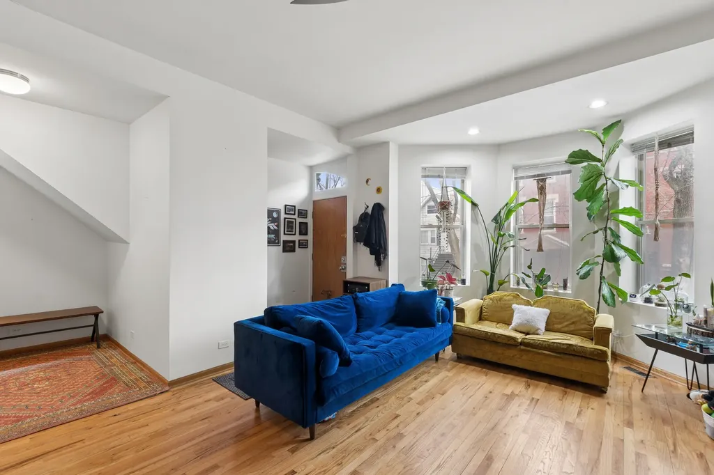1236 North Marion Court Chicago IL 60622