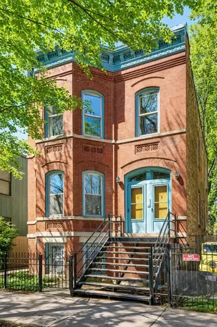 1236 North Marion Court Chicago IL 60622