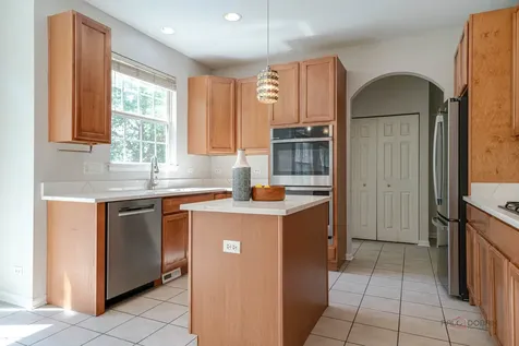 3120 Concord Lane Wadsworth IL 60083