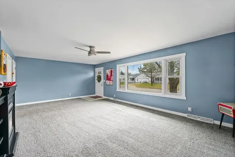 502 South Piatt Street Monticello IL 61856