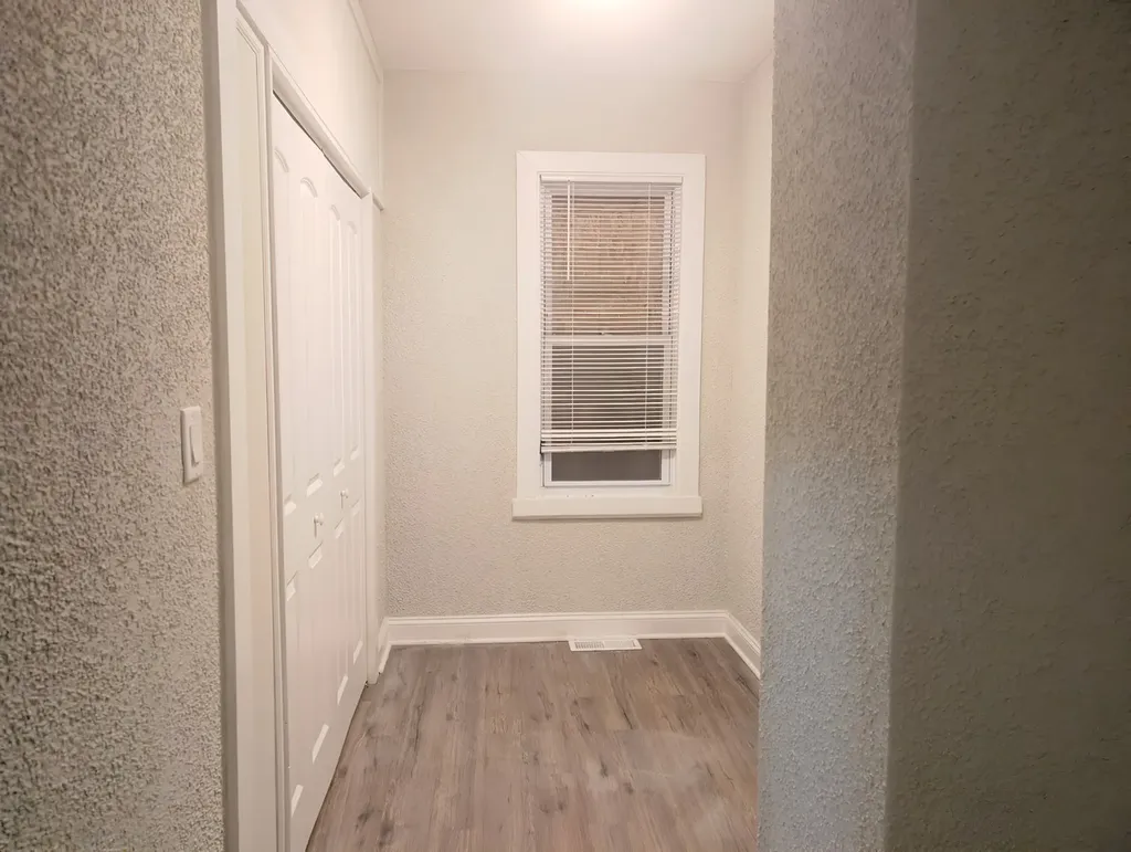 9207 South Ellis Avenue Chicago IL 60619
