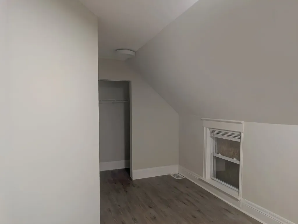 9207 South Ellis Avenue Chicago IL 60619