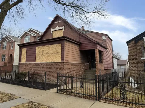 9207 South Ellis Avenue Chicago IL 60619