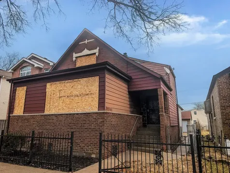 9207 South Ellis Avenue Chicago IL 60619