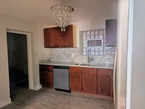 9207 South Ellis Avenue Chicago IL 60619