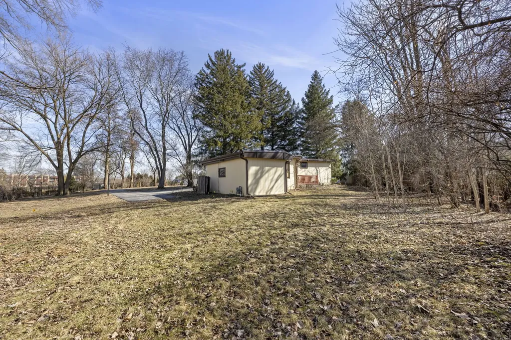 128 Harding Court Glen Ellyn IL 60137