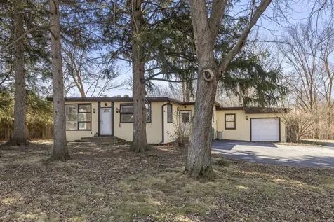 128 Harding Court Glen Ellyn IL 60137