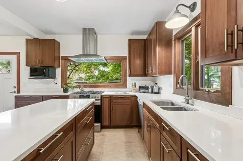 819 South Lombard Avenue Oak Park IL 60304