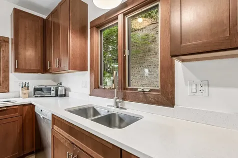 819 South Lombard Avenue Oak Park IL 60304