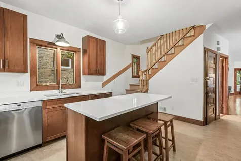 819 South Lombard Avenue Oak Park IL 60304