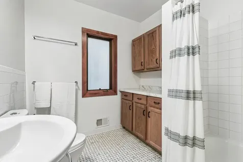 819 South Lombard Avenue Oak Park IL 60304