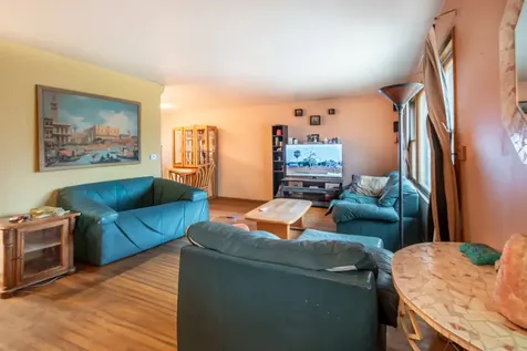 1411 South Robert Drive Mount Prospect IL 60056