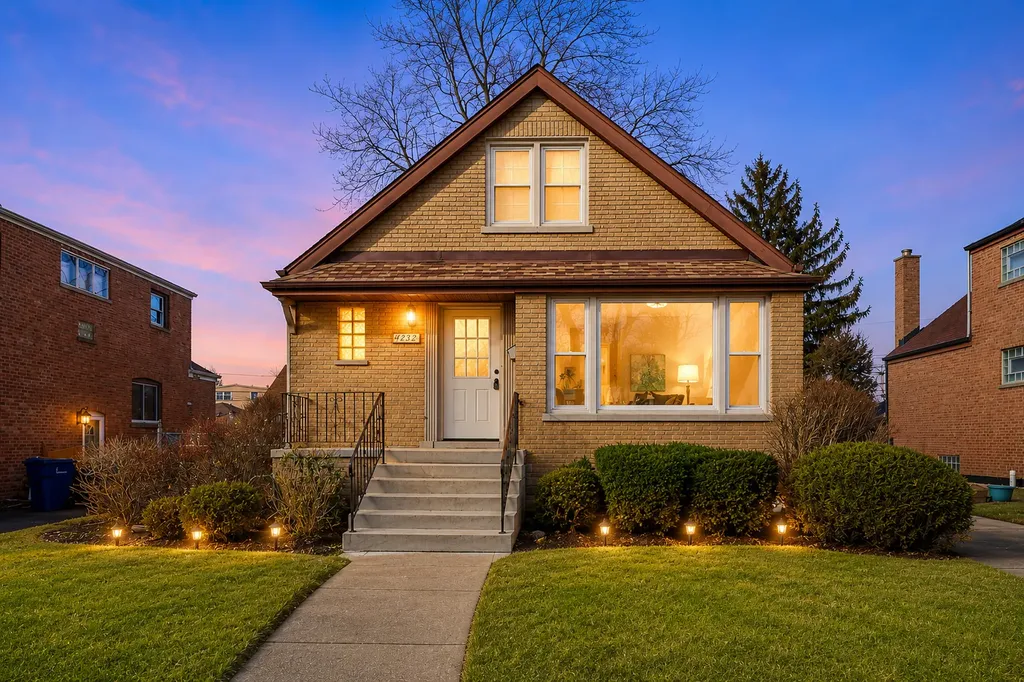 4232 West 109th Street Oak Lawn IL 60453