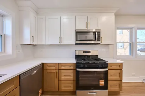 4232 West 109th Street Oak Lawn IL 60453