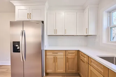 4232 West 109th Street Oak Lawn IL 60453