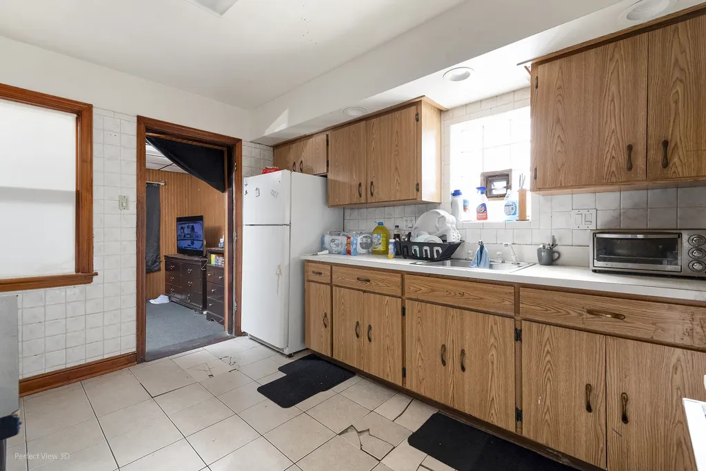 7847 South Maryland Avenue Chicago IL 60619