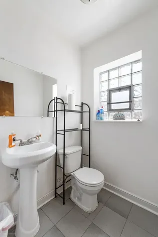7847 South Maryland Avenue Chicago IL 60619