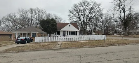 403 North Day Avenue Rockford IL 61101