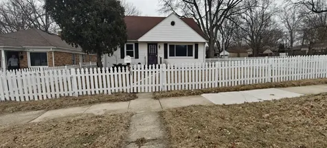 403 North Day Avenue Rockford IL 61101