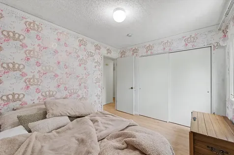 2014 Blackthorn Drive Champaign IL 61821