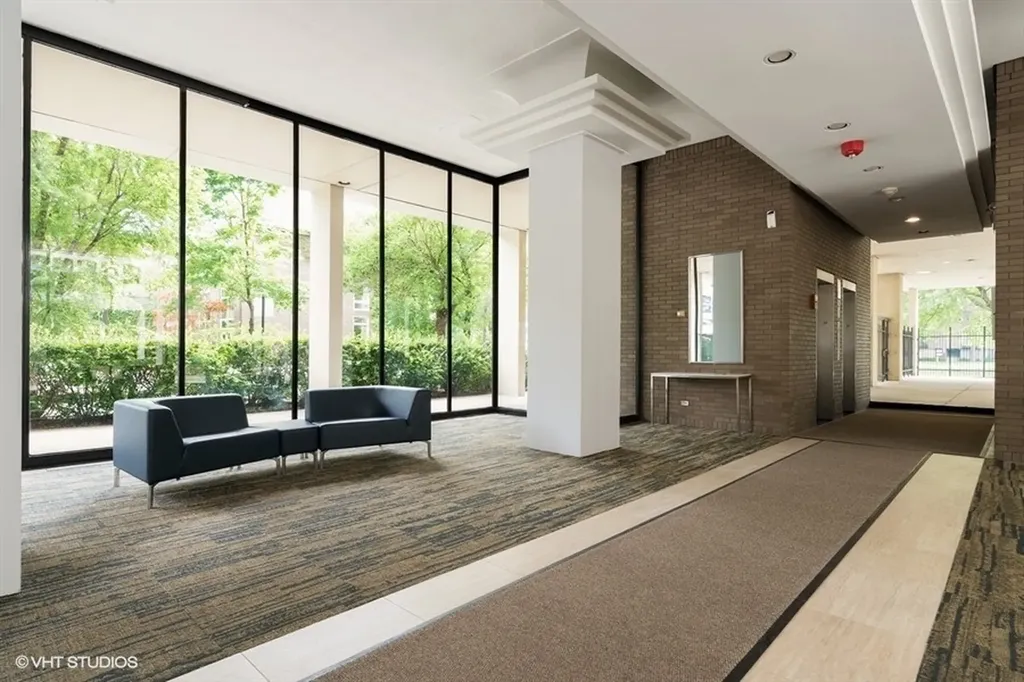 1451 East 55th Street Chicago IL 60615