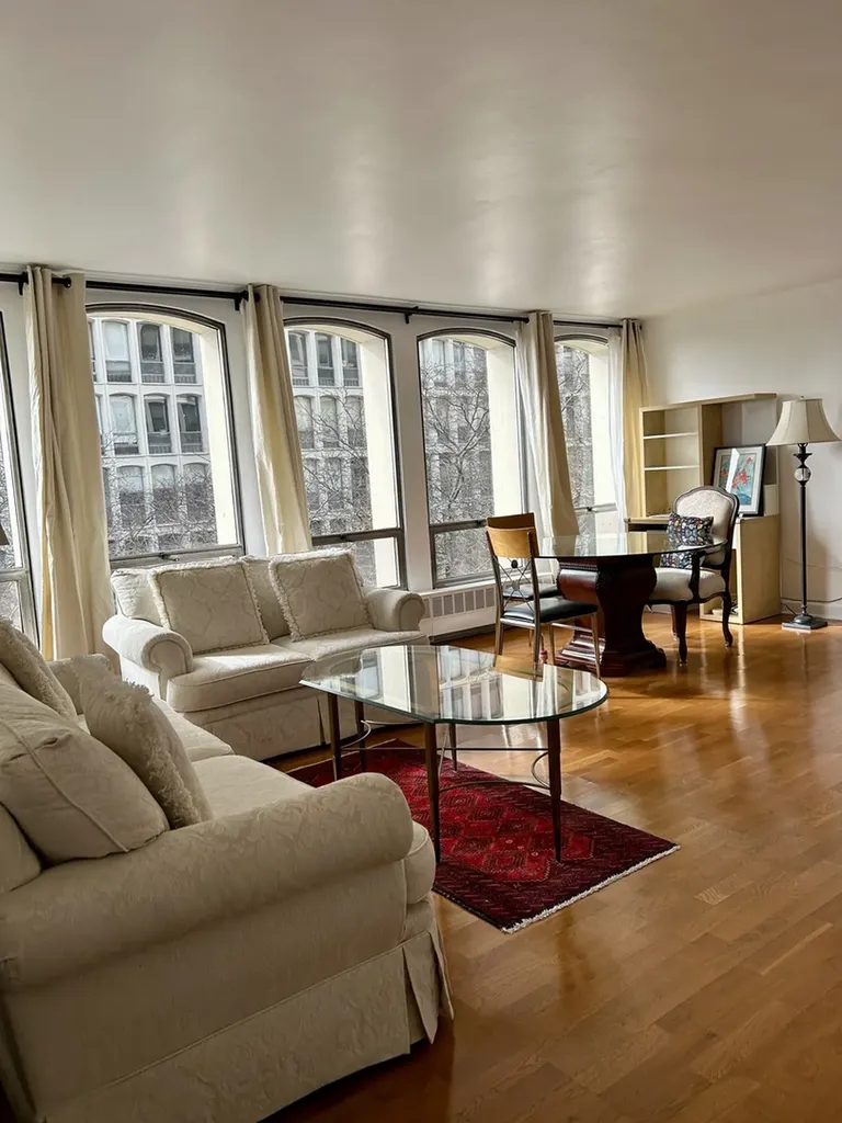 1451 East 55th Street Chicago IL 60615