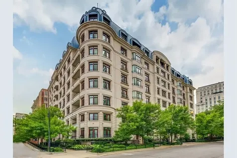 65 East Goethe Street Chicago IL 60610
