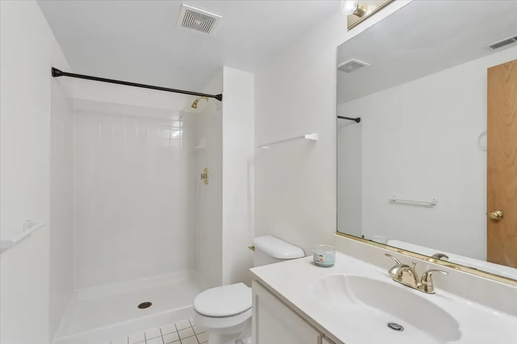 1449 Whitespire Court Naperville IL 60565