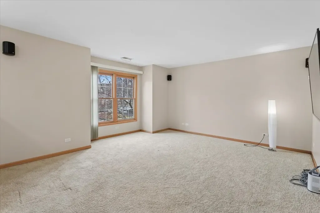 1449 Whitespire Court Naperville IL 60565