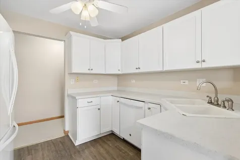 1449 Whitespire Court Naperville IL 60565
