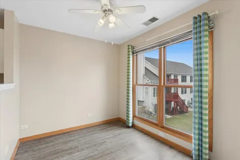 1449 Whitespire Court Naperville IL 60565