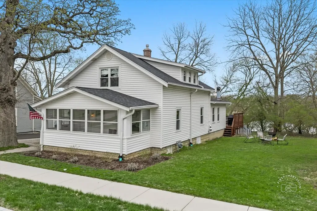 304 South Water Street Batavia IL 60510