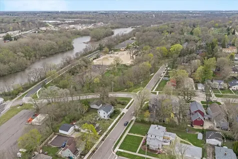 304 South Water Street Batavia IL 60510